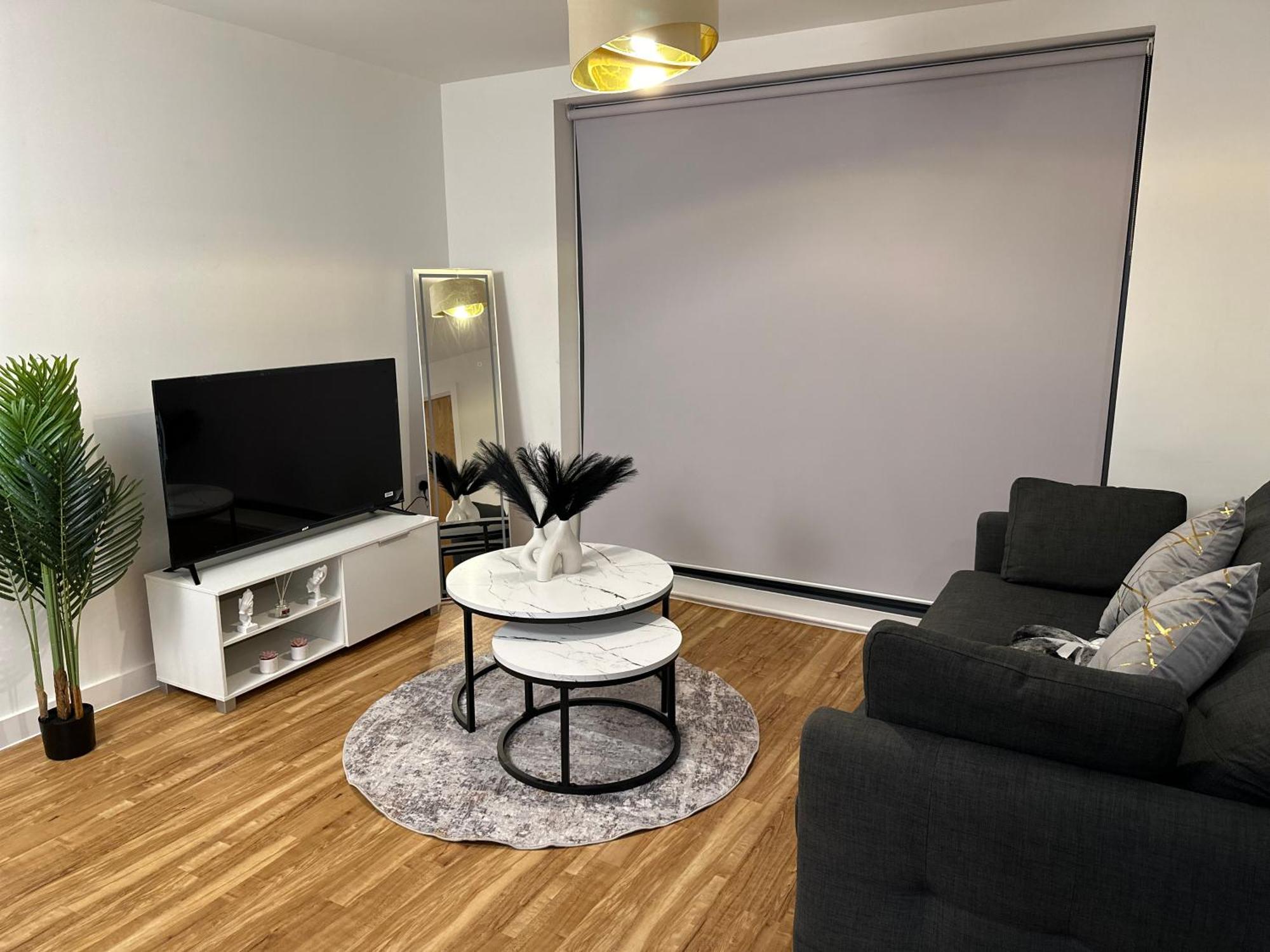 Luxury 2-Bed High-Rise In Manchester With Parking 외부 사진