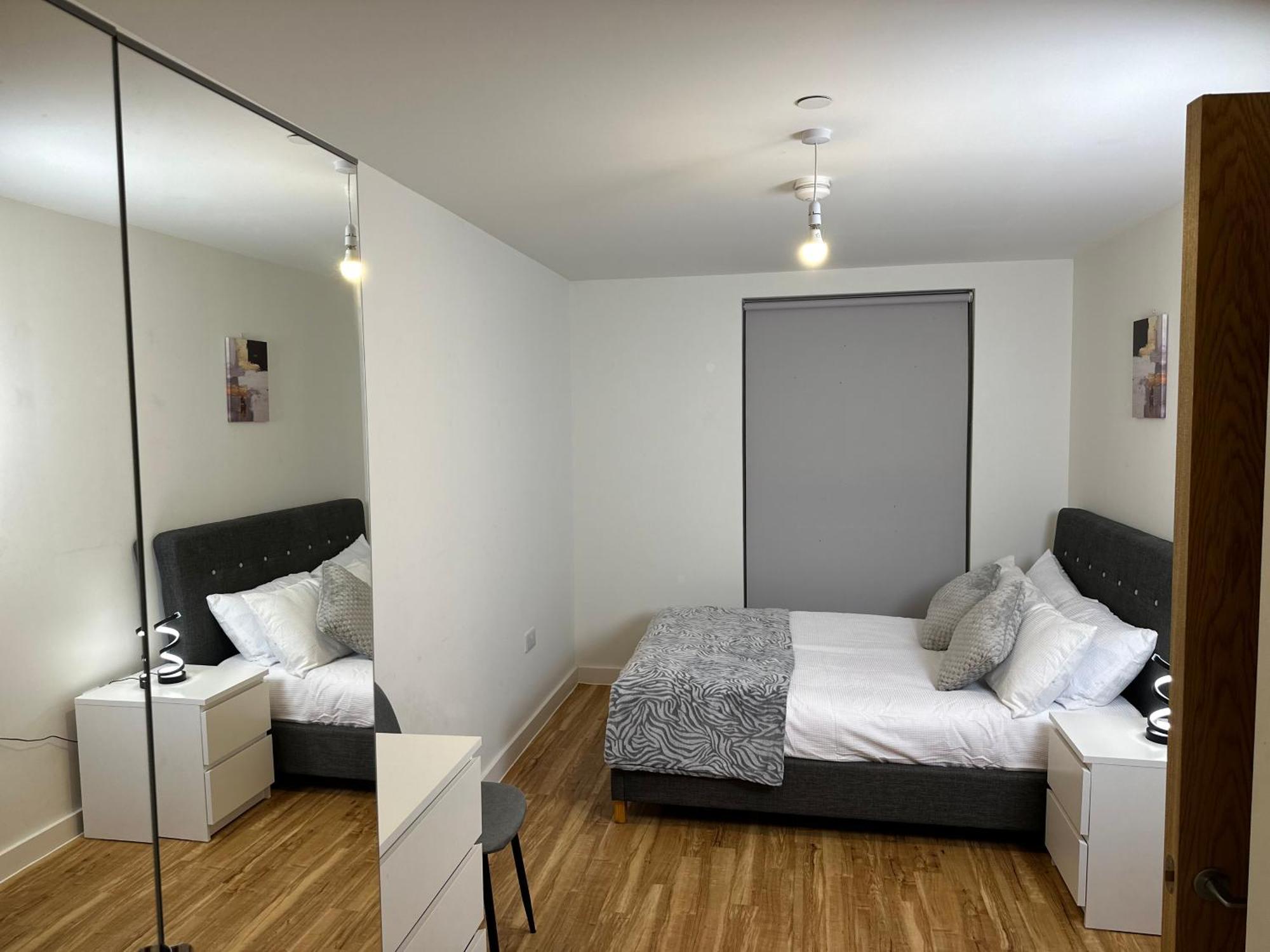 Luxury 2-Bed High-Rise In Manchester With Parking 외부 사진