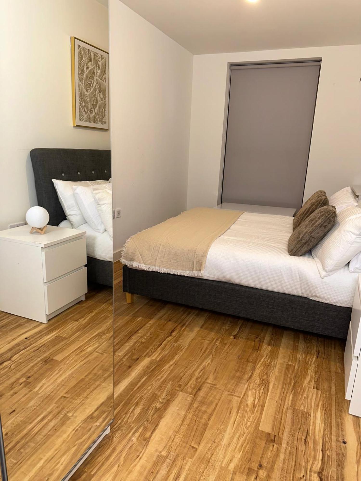 Luxury 2-Bed High-Rise In Manchester With Parking 외부 사진